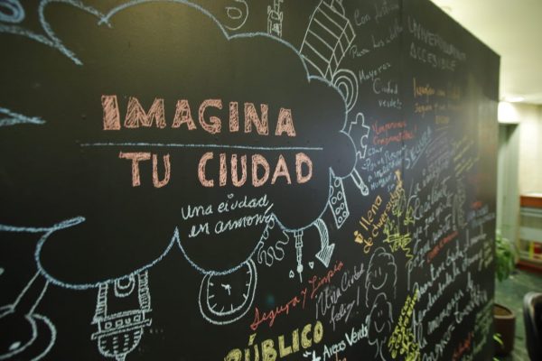 Por una ciudad próspera, armónica e incluyente se pronunciaron académicos, investigadores, organizaciones sociales y legisladores