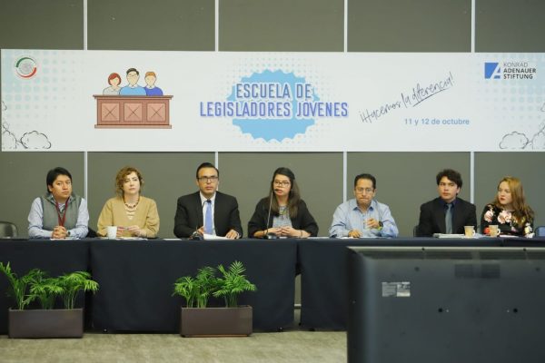 En política hay que aprender a escuchar, sobre todo, aprender a cumplir las promesas: Dip. Gabriela Salido