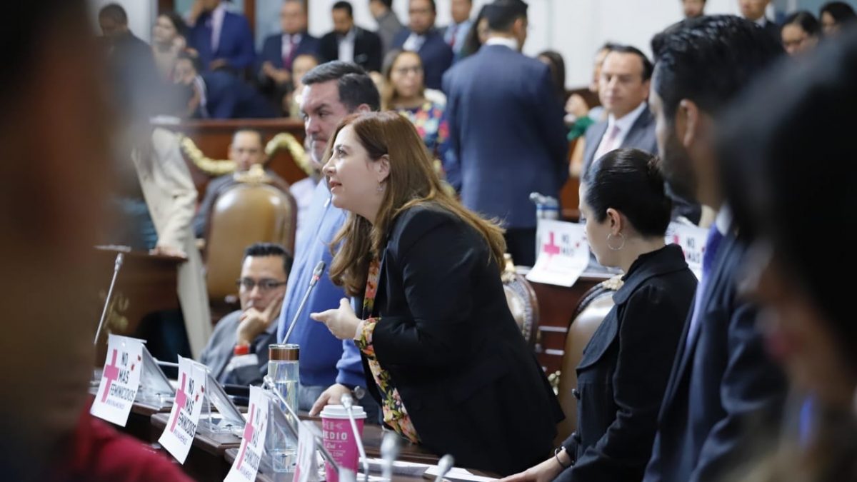 La Dip. Gabriela Salido, exhorta al Gobierno de la CDMX a tomar en serio el problema de la seguridad en las escuelas y la violencia contra las mujeres La Dip. Gabriela Salido, exhorta al Gobierno de la CDMX a tomar en serio el problema de la seguridad en las escuelas y la violencia contra las mujeres